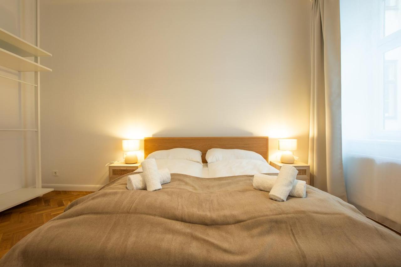 Chic 94M2 Apartment With A King-Size Bed Vídeň Exteriér fotografie